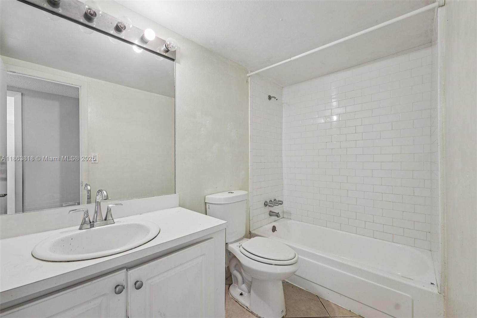 1455 N Treasure Dr # 7G