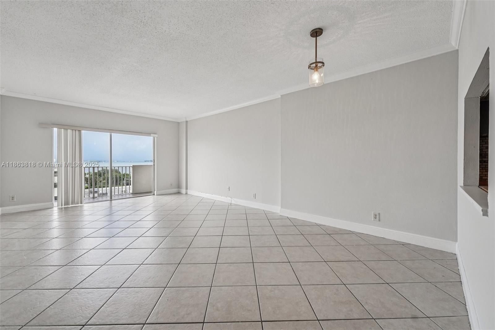 1455 N Treasure Dr # 7G