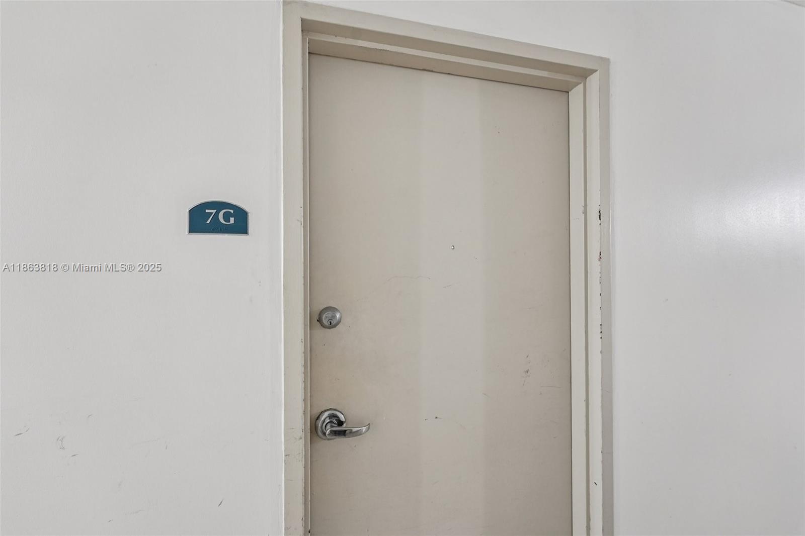 1455 N Treasure Dr # 7G