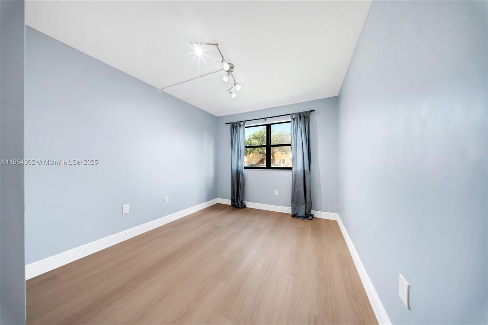 15620 SW 80th St # 101 Unit: H-101