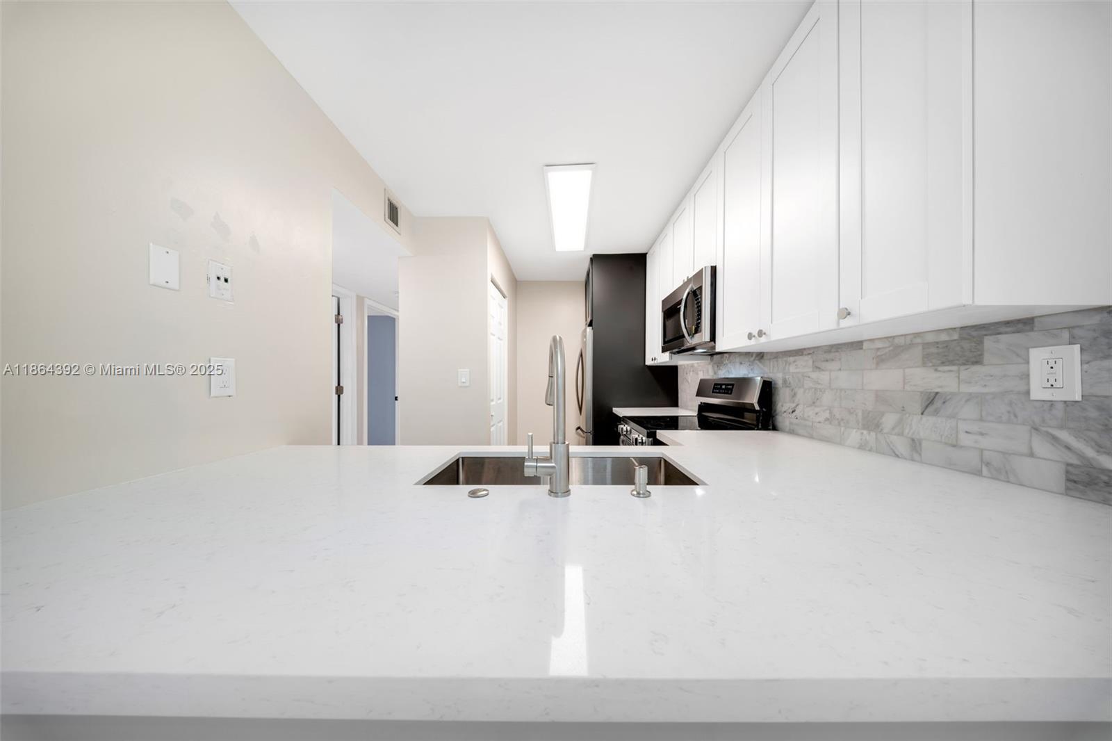 15620 SW 80th St # 101 Unit: H-101