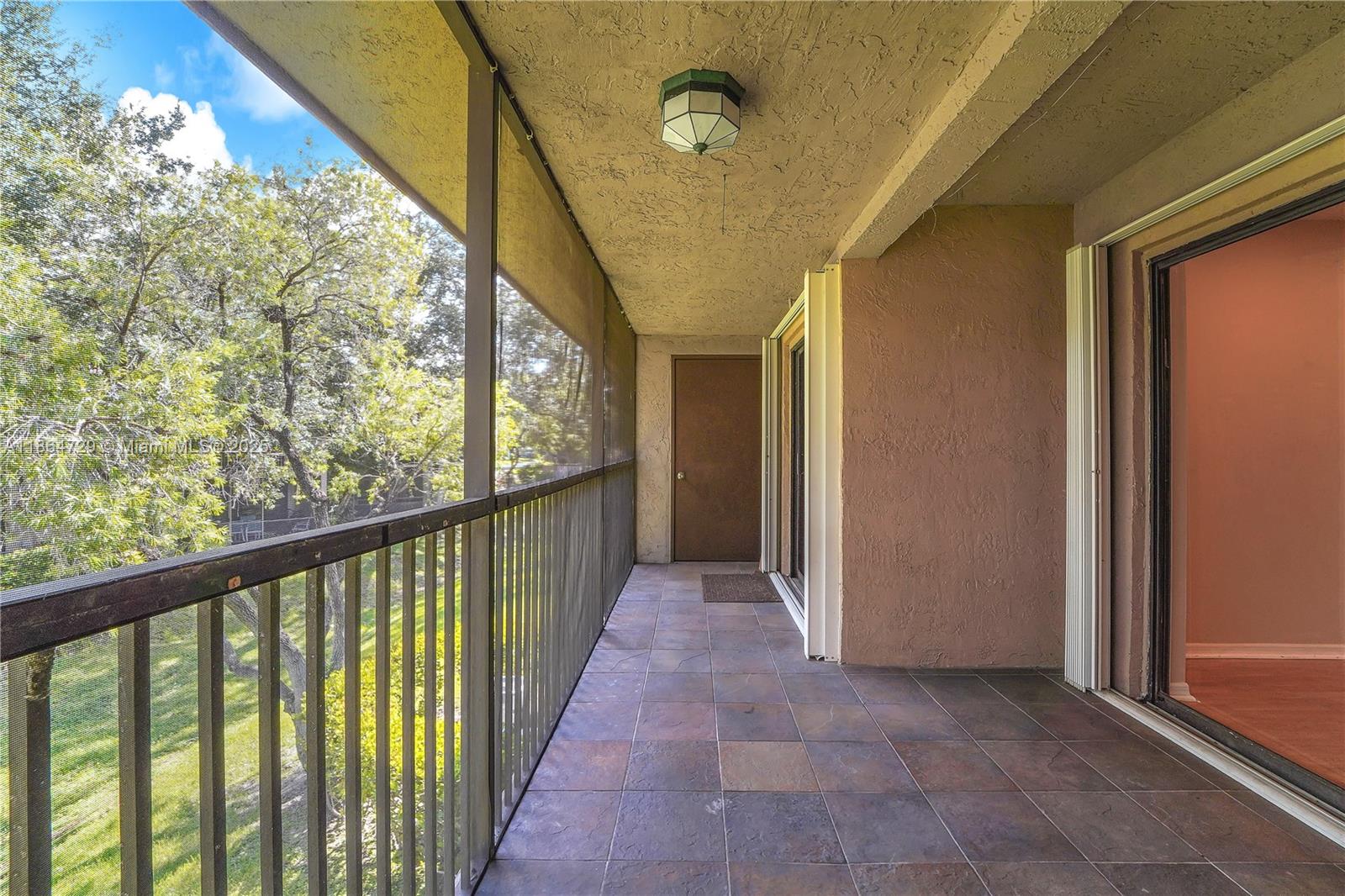 9565 NW 2nd Pl # H Unit: 1-H