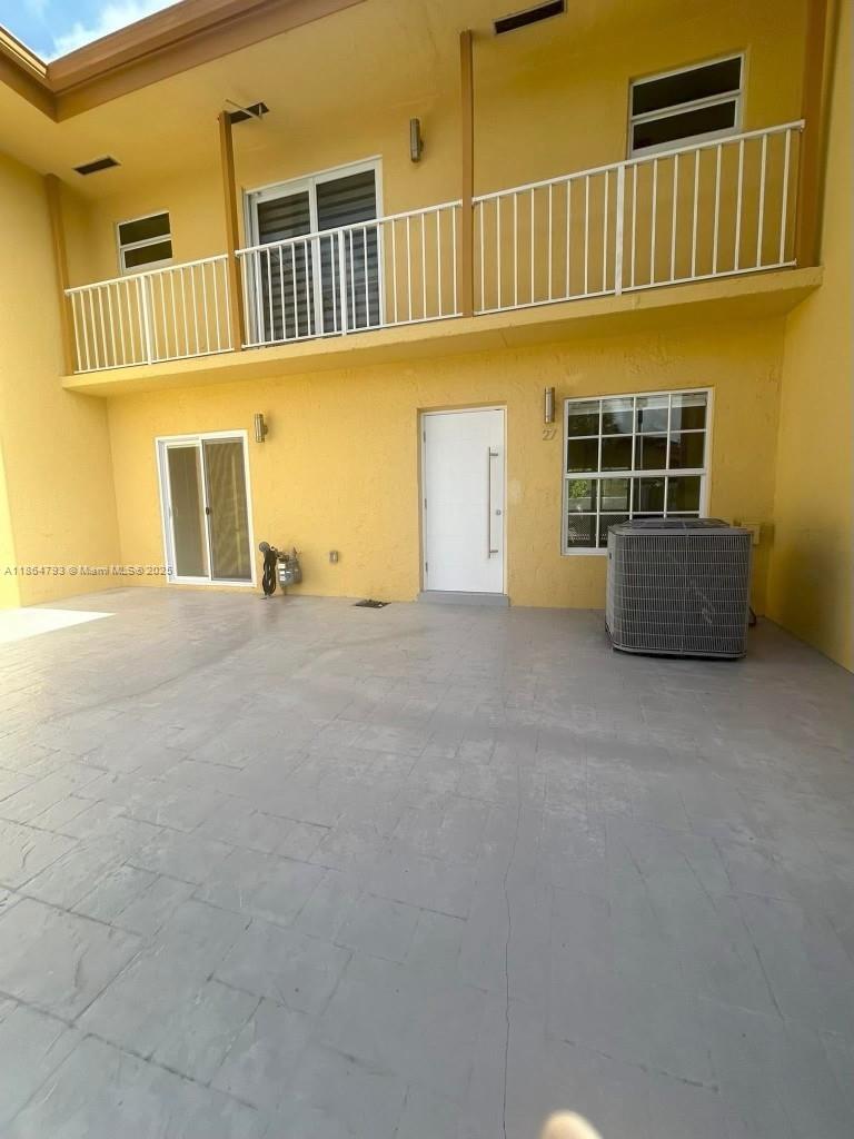 8310 SW 154th Ave # 27