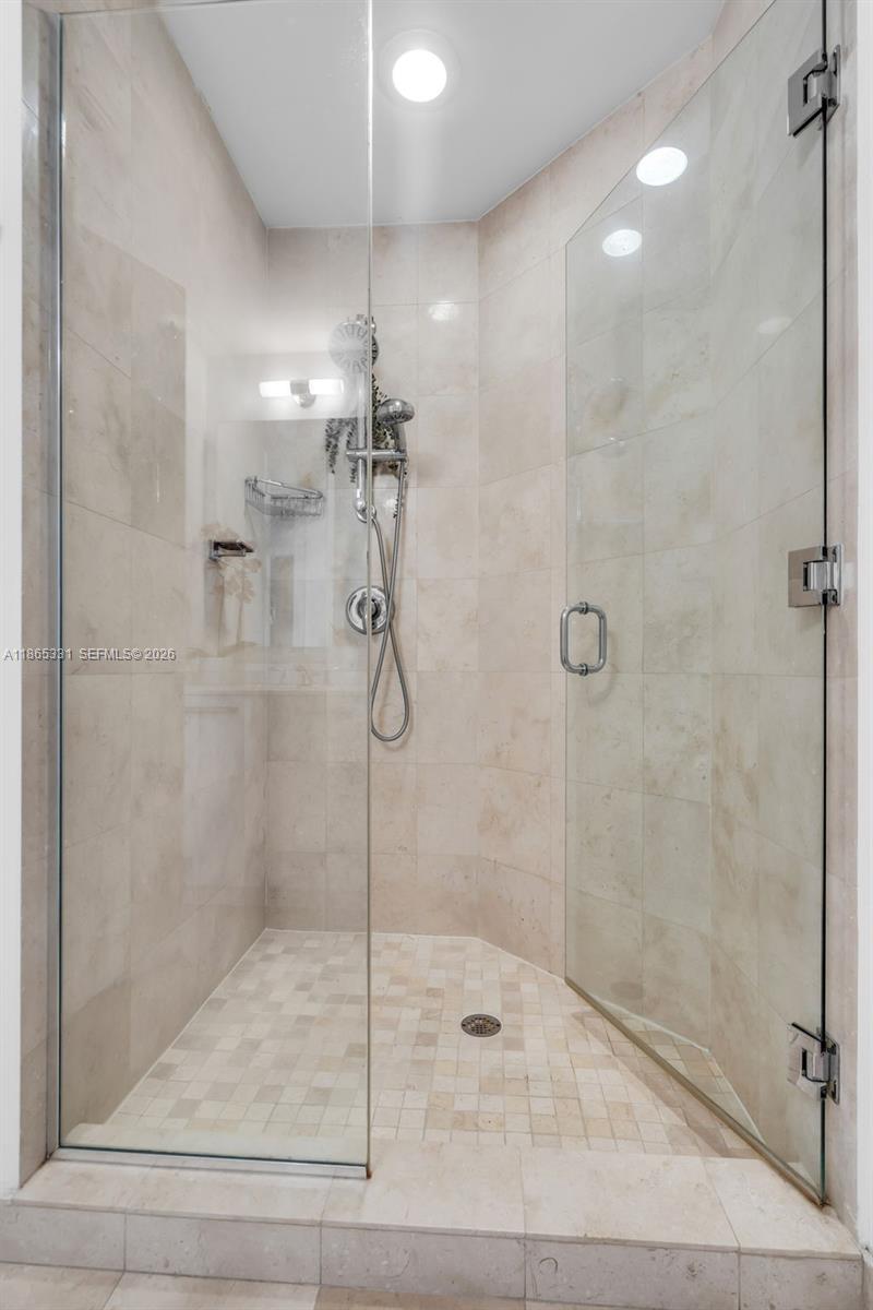 1060 Brickell Ave # 3601