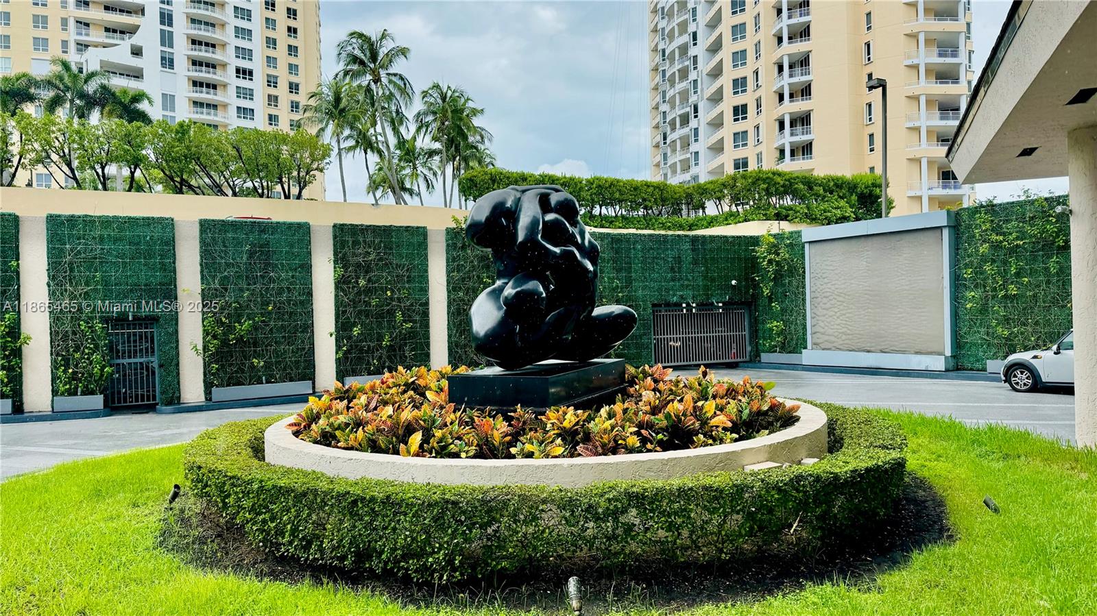 540 Brickell Key Dr # 300