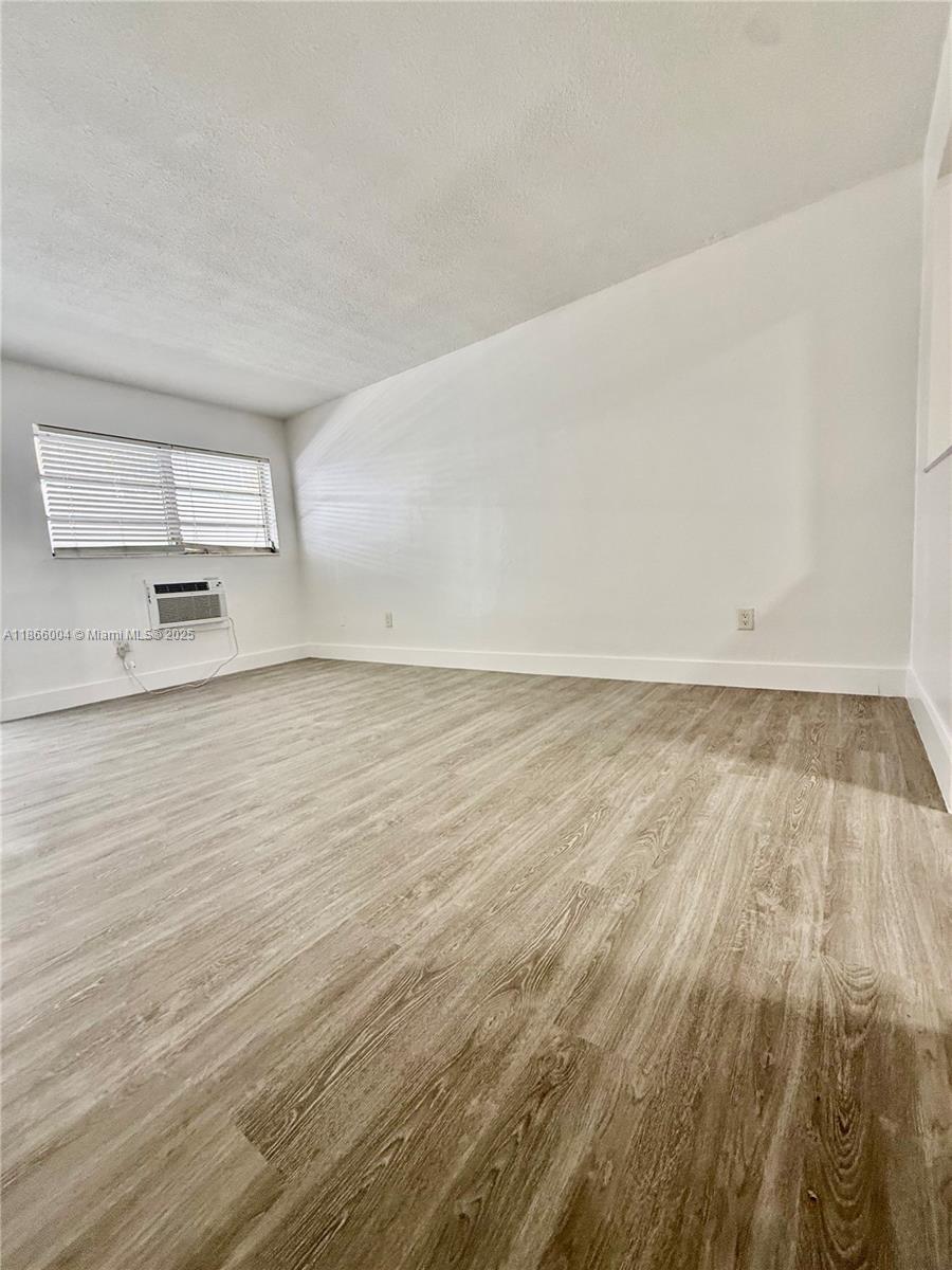 1231 Pennsylvania Ave # 5