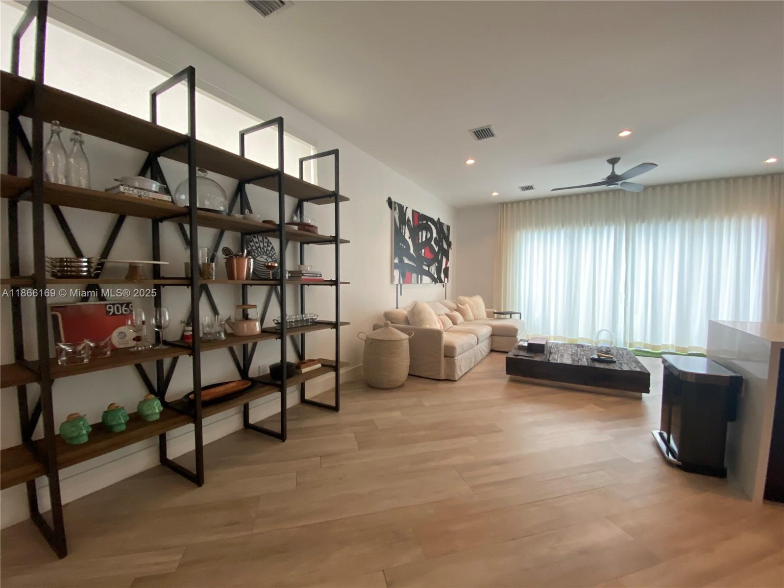 2931 SW 27th Ter # 2931