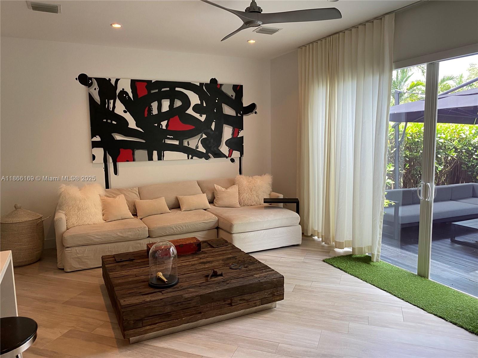 2931 SW 27th Ter # 2931