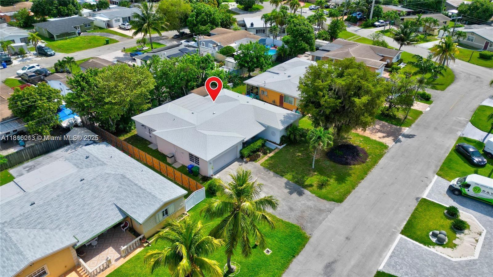 7211 Plantation Blvd