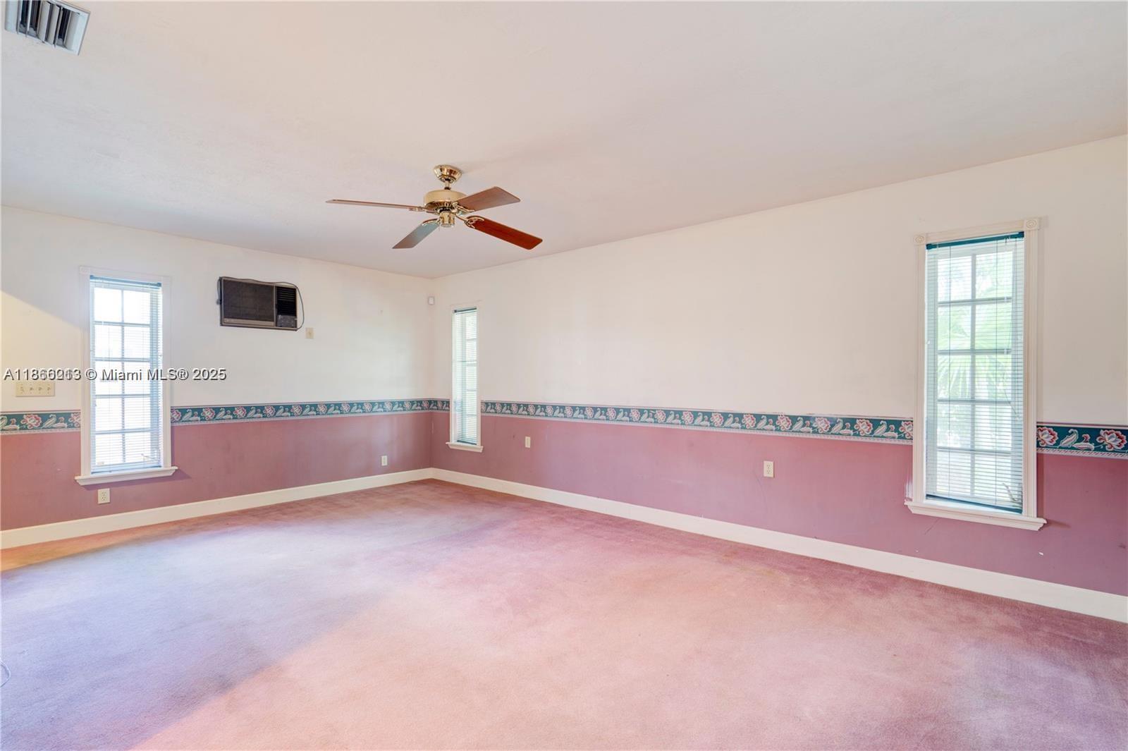 7211 Plantation Blvd