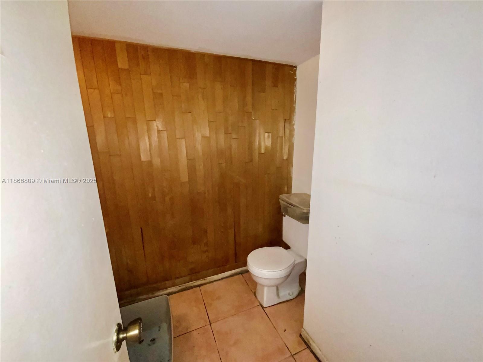 7024 SW 114th Pl # 52 Unit: A-52