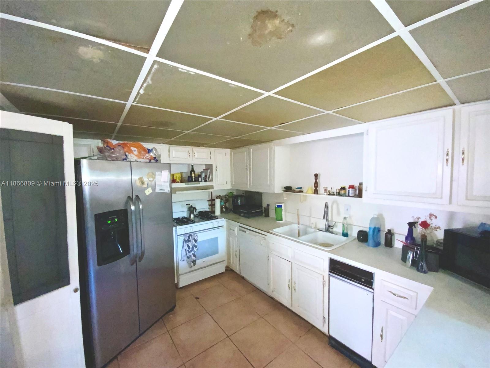 7024 SW 114th Pl # 52 Unit: A-52