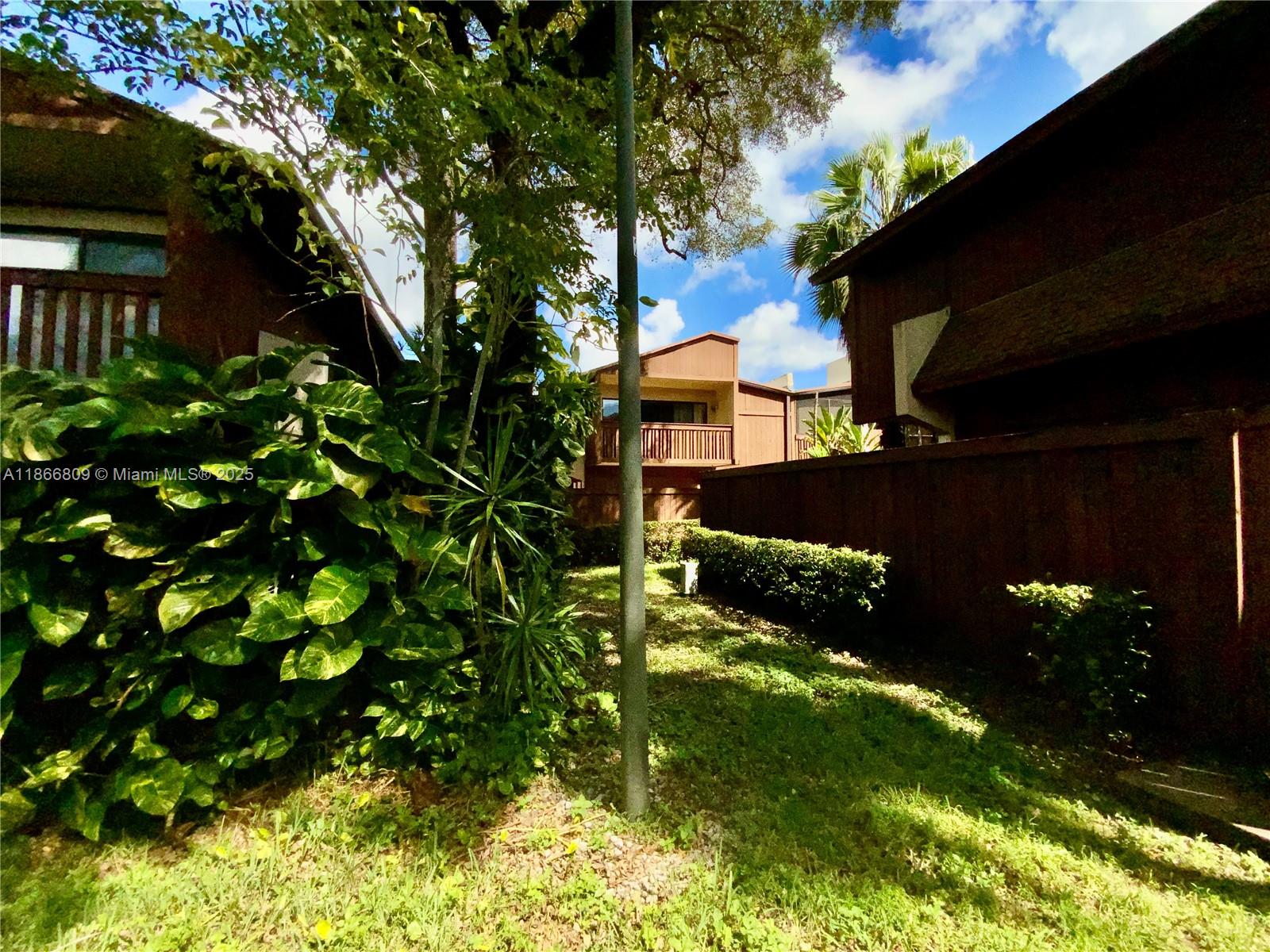 7024 SW 114th Pl # 52 Unit: A-52