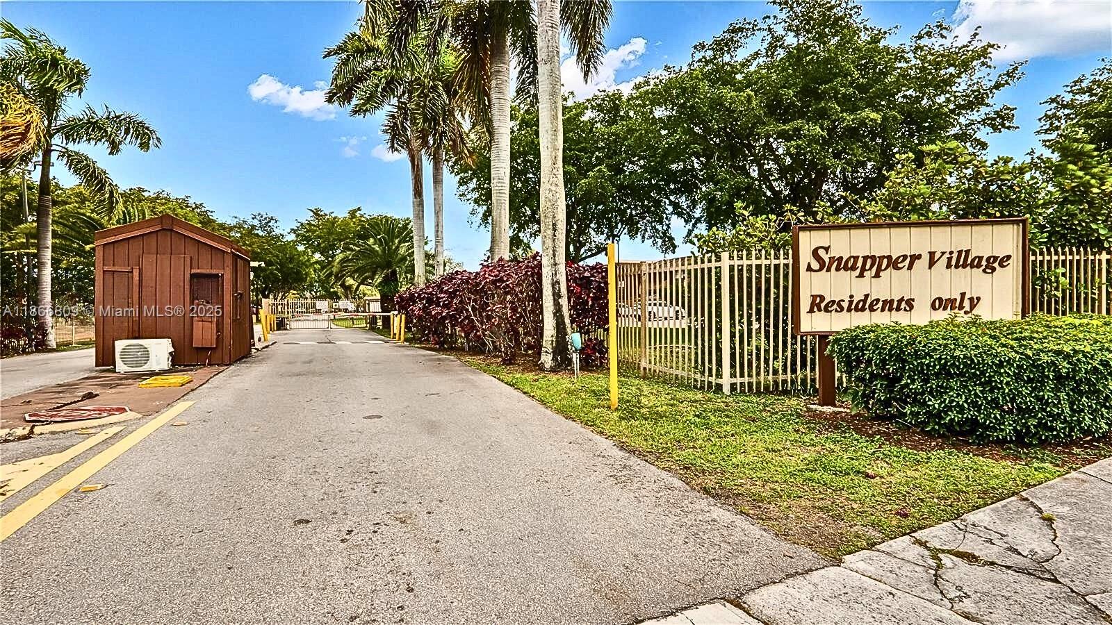 7024 SW 114th Pl # 52 Unit: A-52