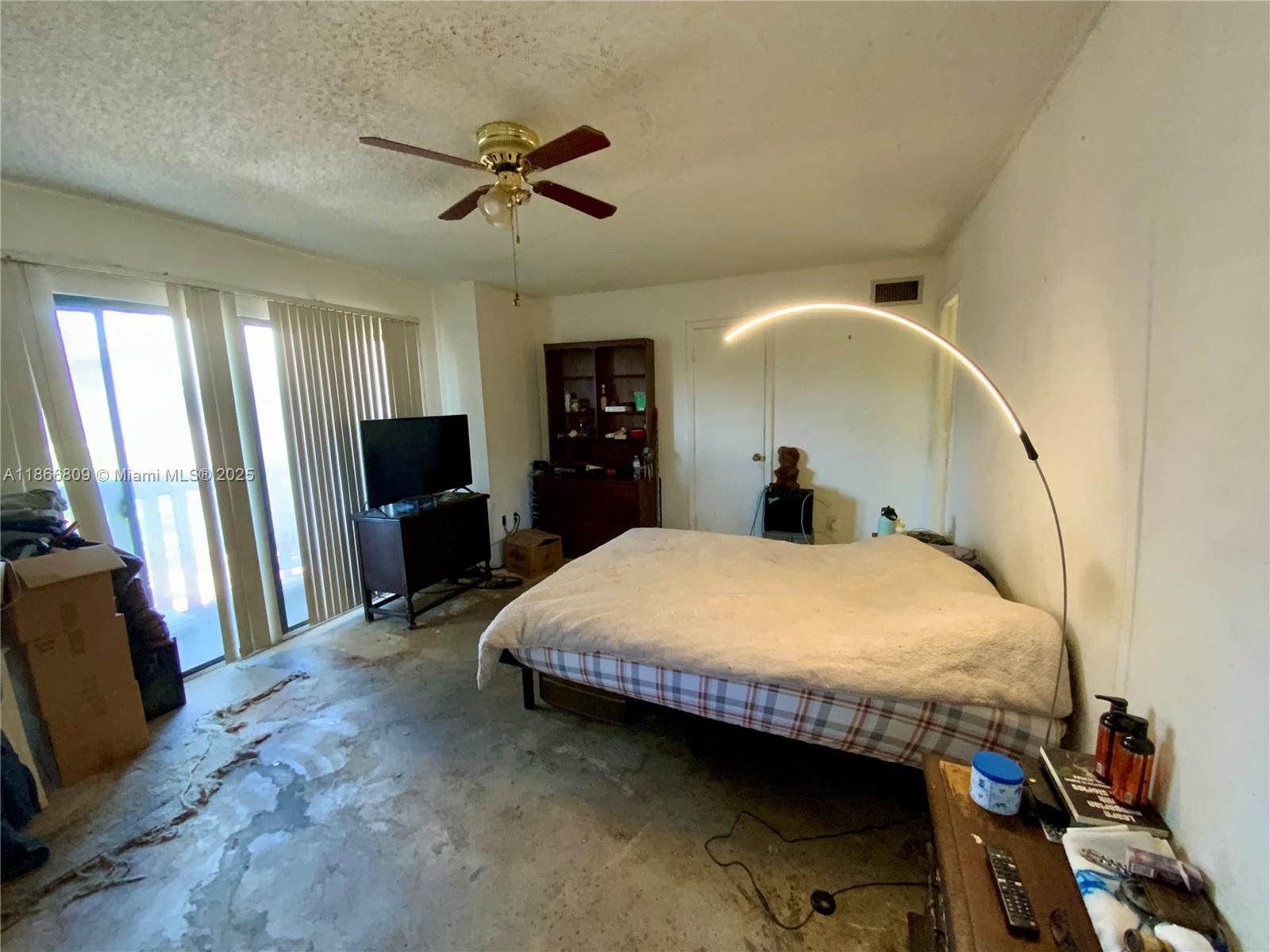 7024 SW 114th Pl # 52 Unit: A-52