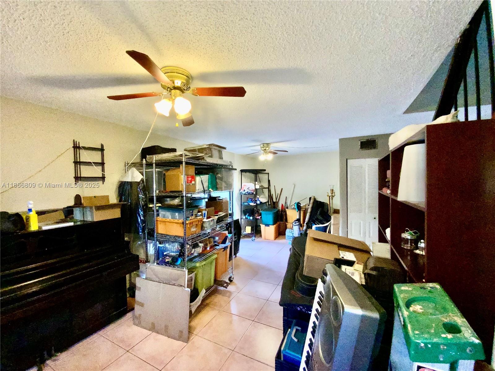 7024 SW 114th Pl # 52 Unit: A-52