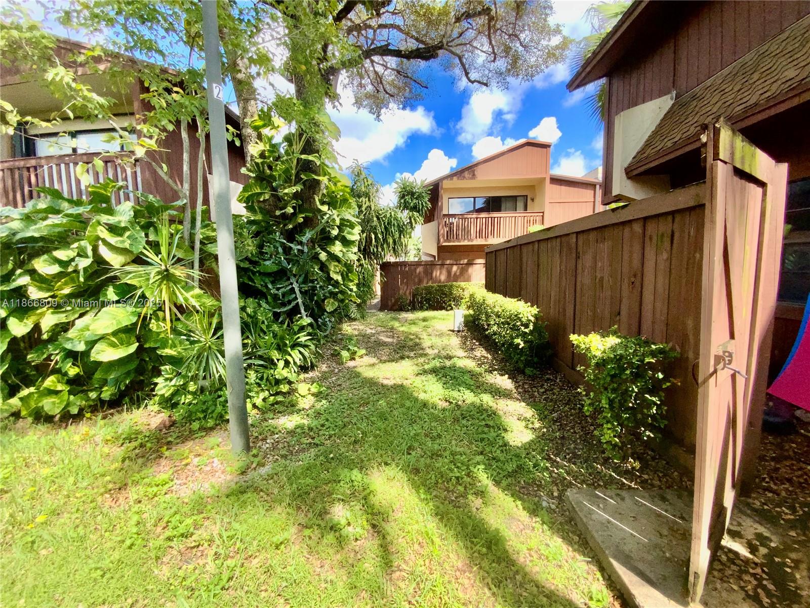 7024 SW 114th Pl # 52 Unit: A-52