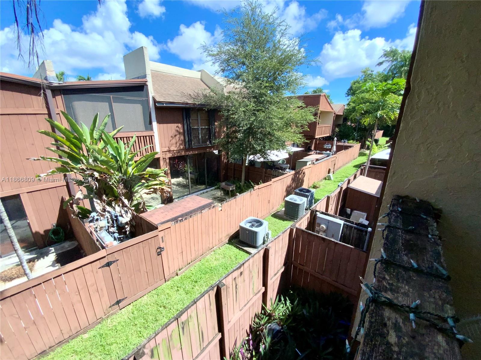 7024 SW 114th Pl # 52 Unit: A-52