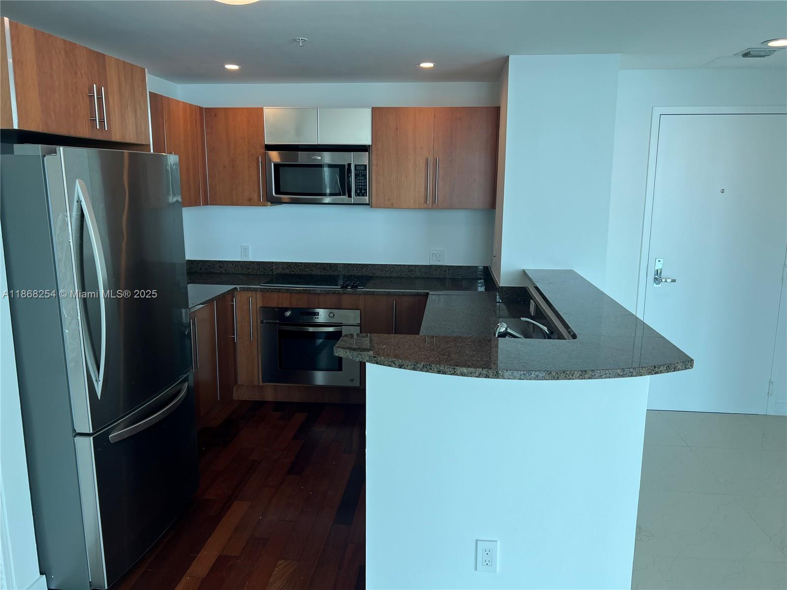 300 S Biscayne Blvd # 3710