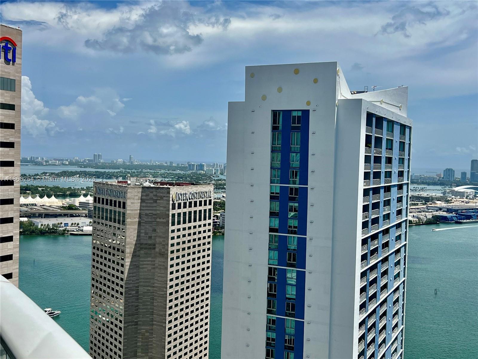 300 S Biscayne Blvd # 3710