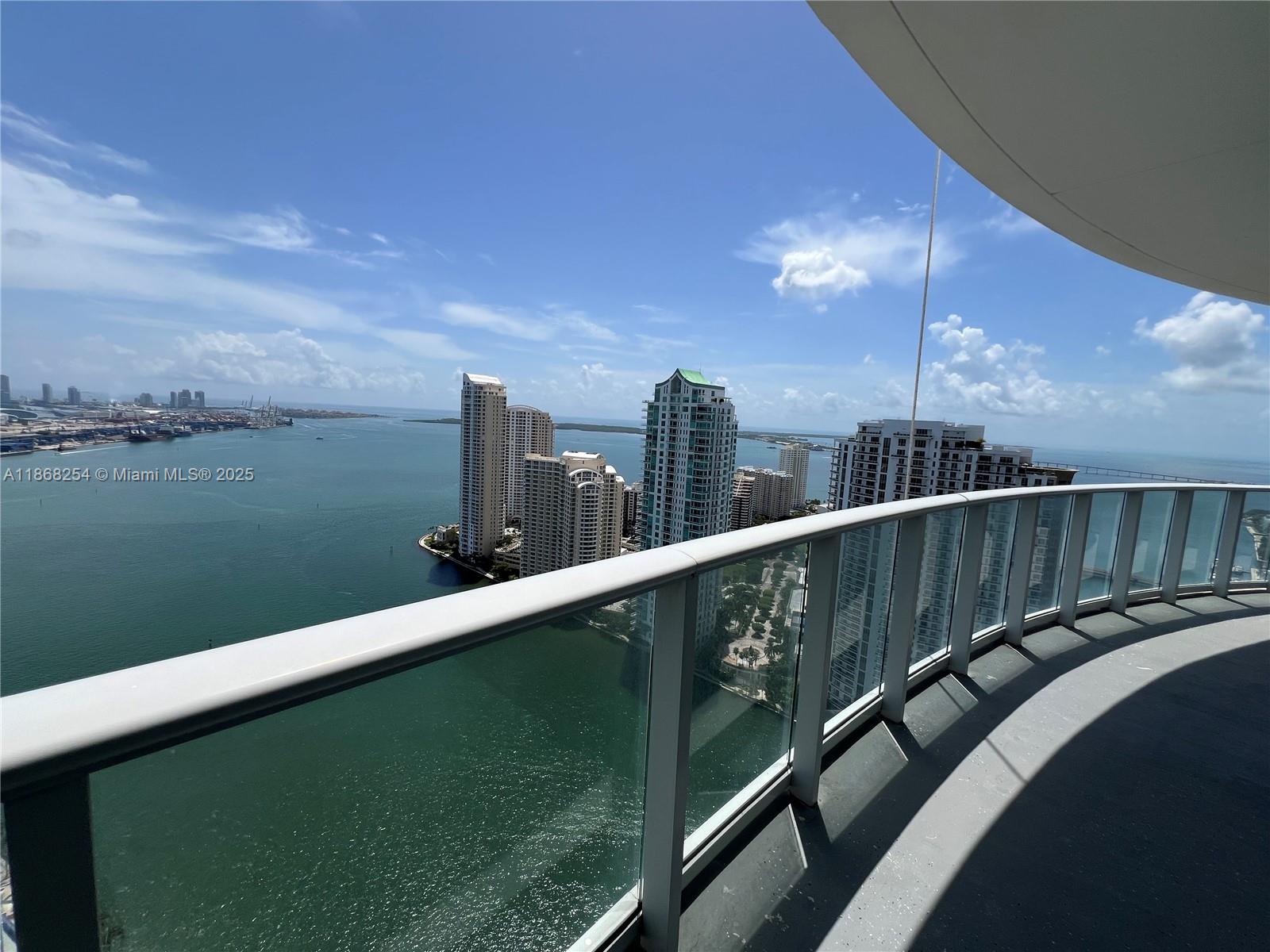 300 S Biscayne Blvd # 3710