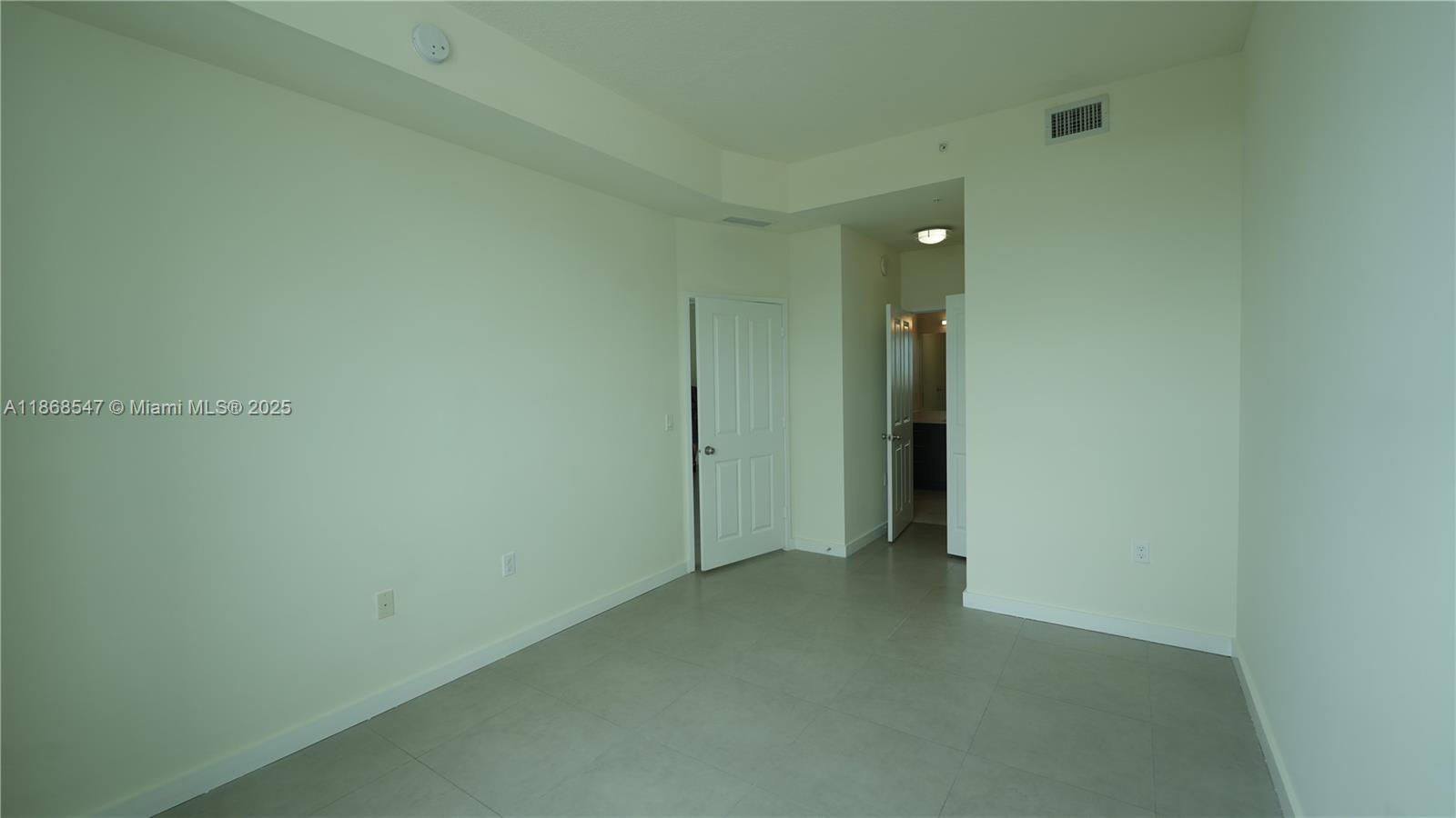 729 NW 2nd St # 717