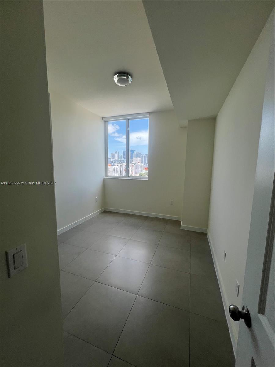729 NW 2nd St # 1225