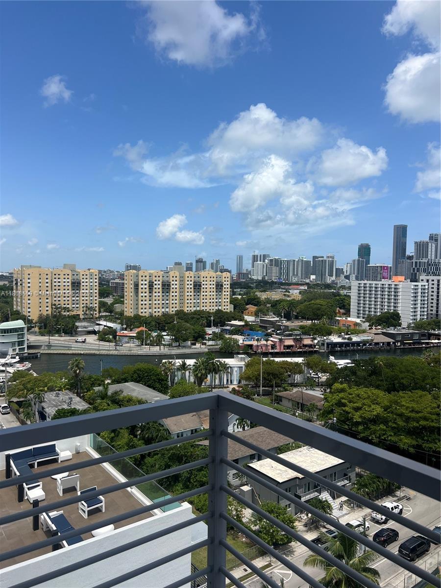 729 NW 2nd St # 1225