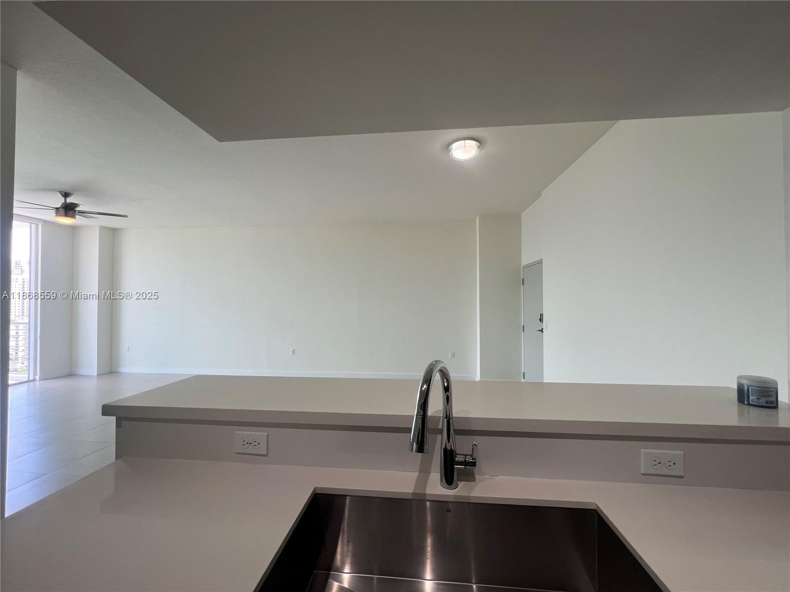 729 NW 2nd St # 1225