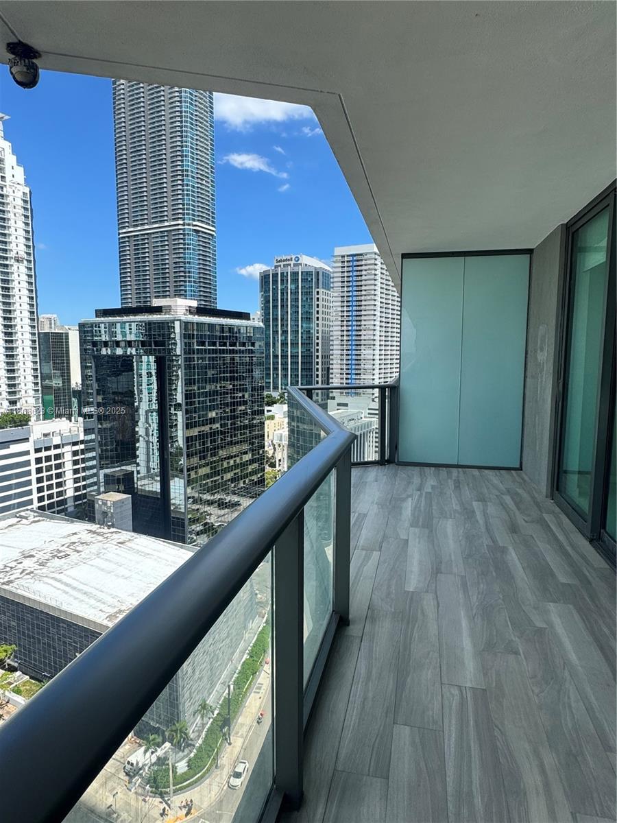 1300 S Miami Ave Unit: 1811