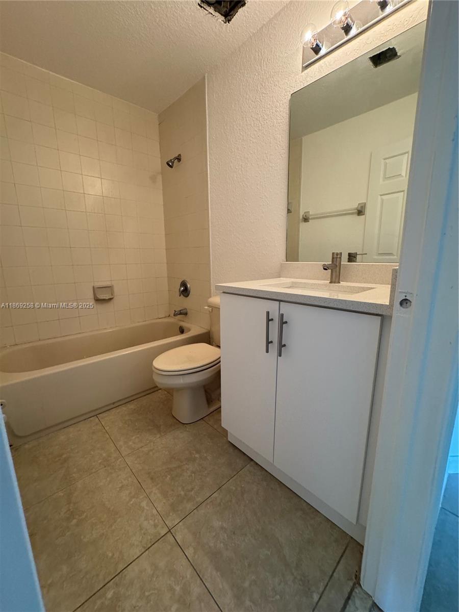 2523 SE 15th Pl # 195