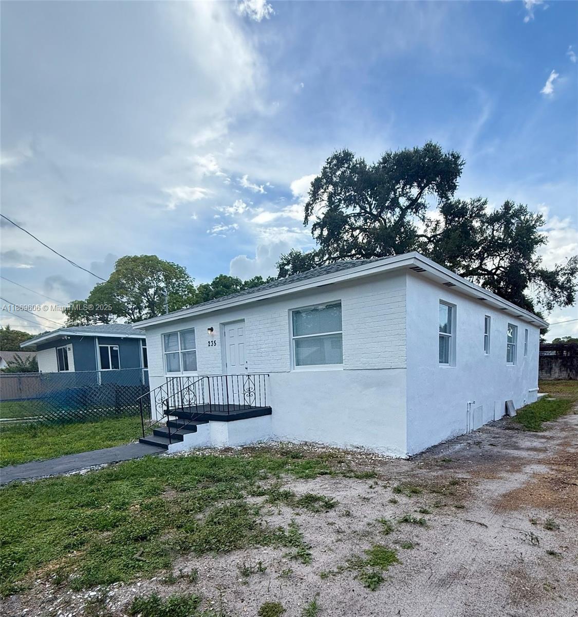 235 NW 53rd St