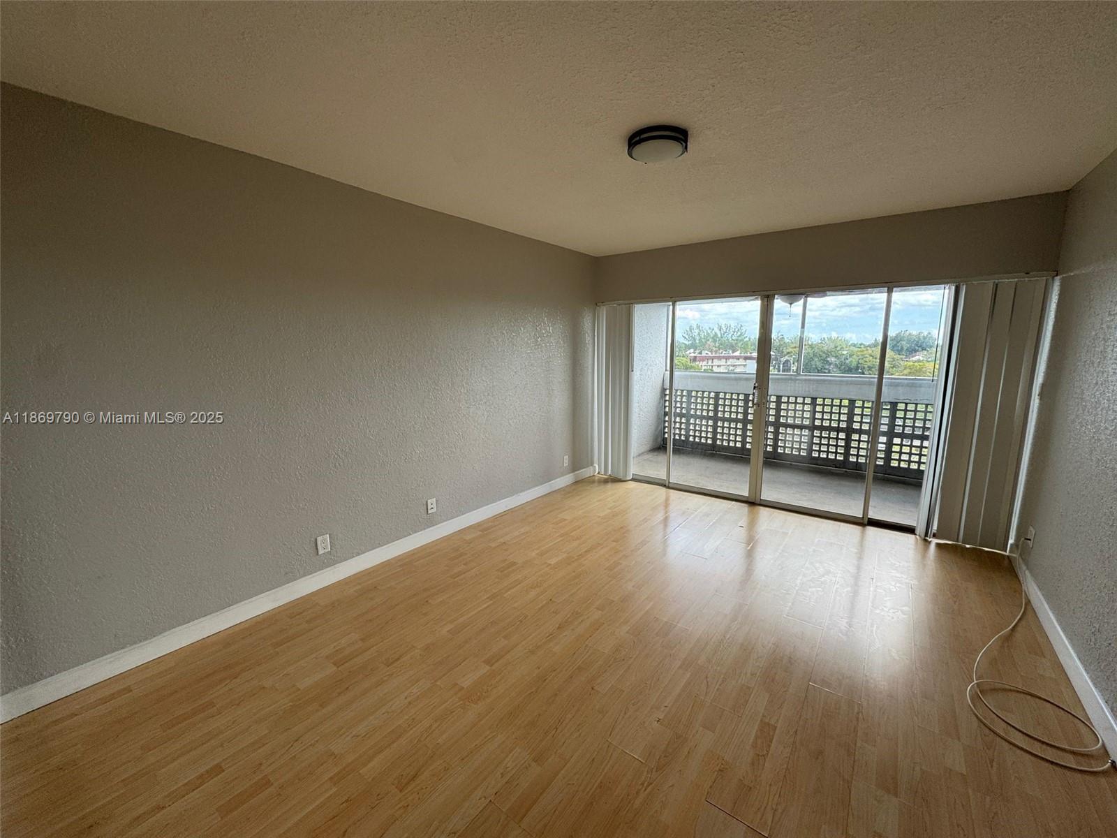 3301 Spanish Moss Ter # 604