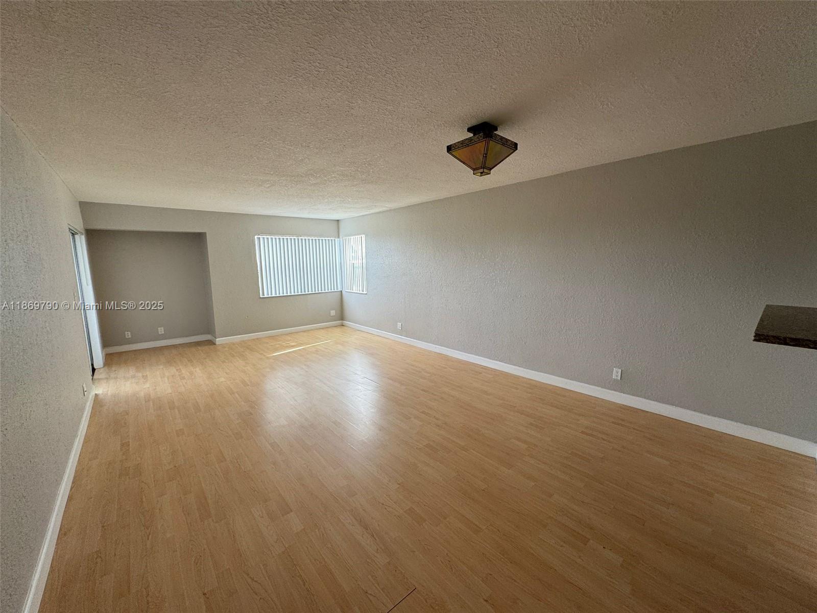 3301 Spanish Moss Ter # 604