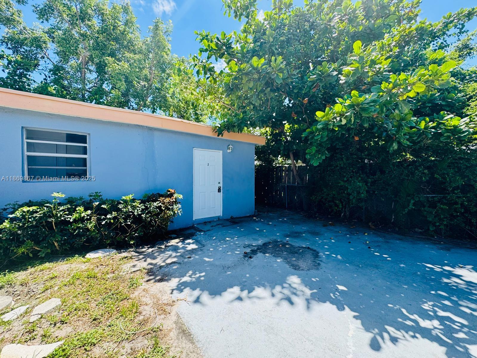 1060 NW 116th St # 2