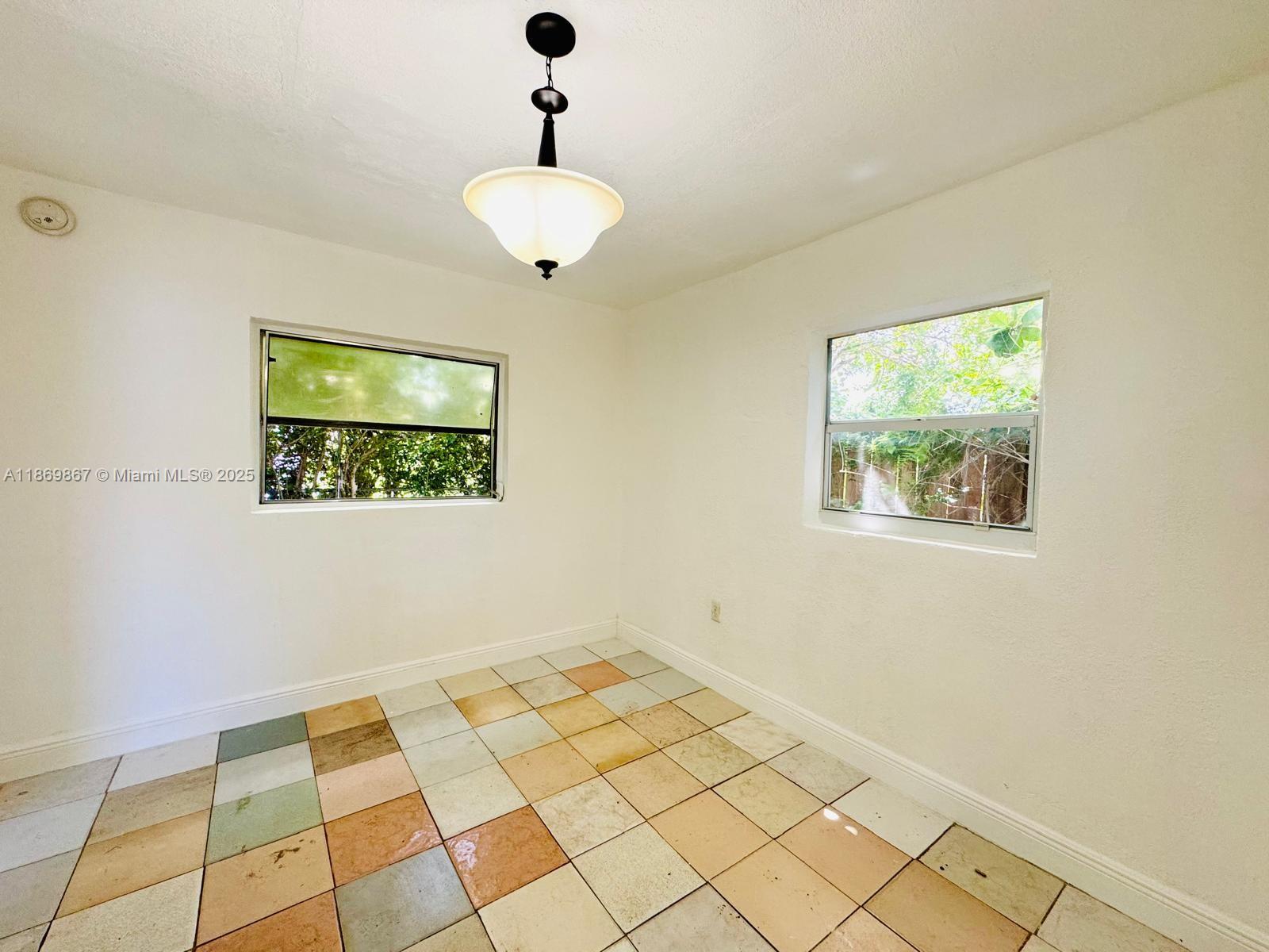 1060 NW 116th St # 2