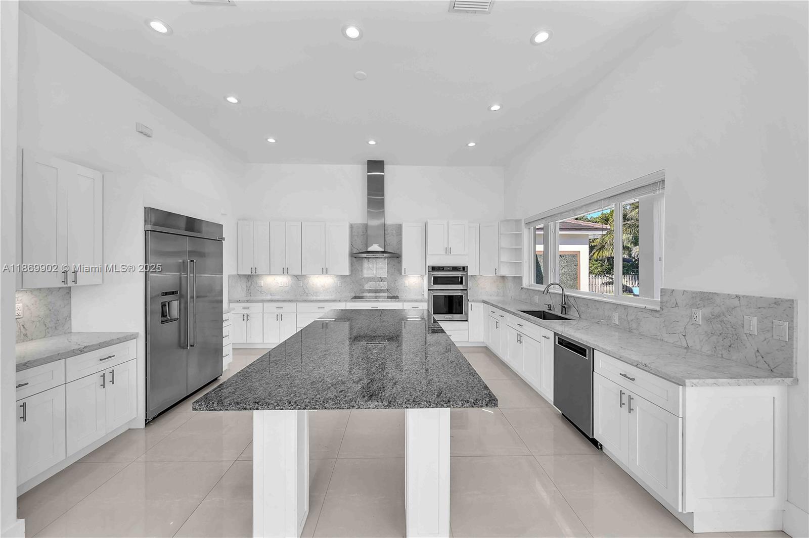 10703 SW 84th Ave
