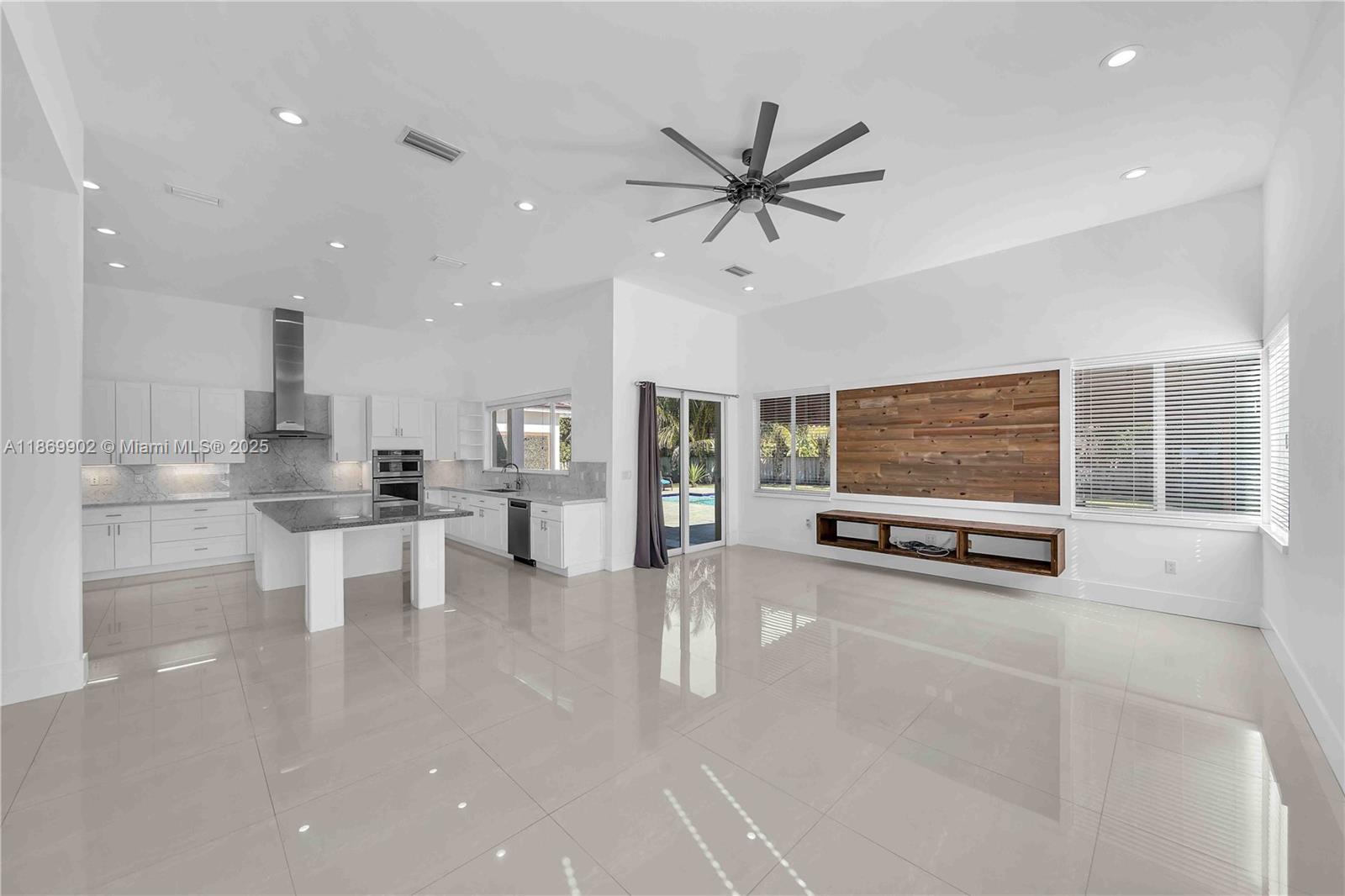 10703 SW 84th Ave