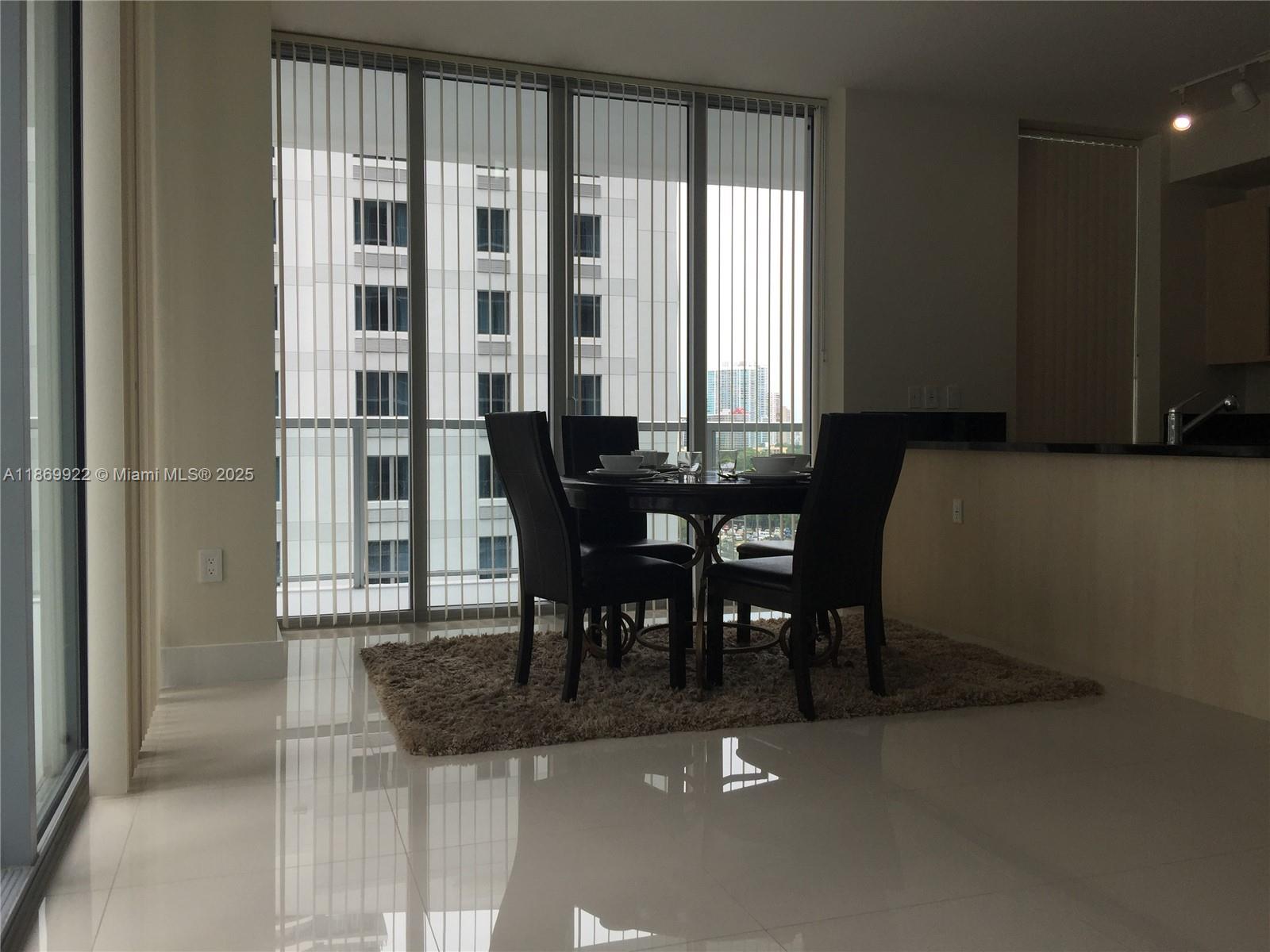 79 SW 12th St Unit: 1406-S