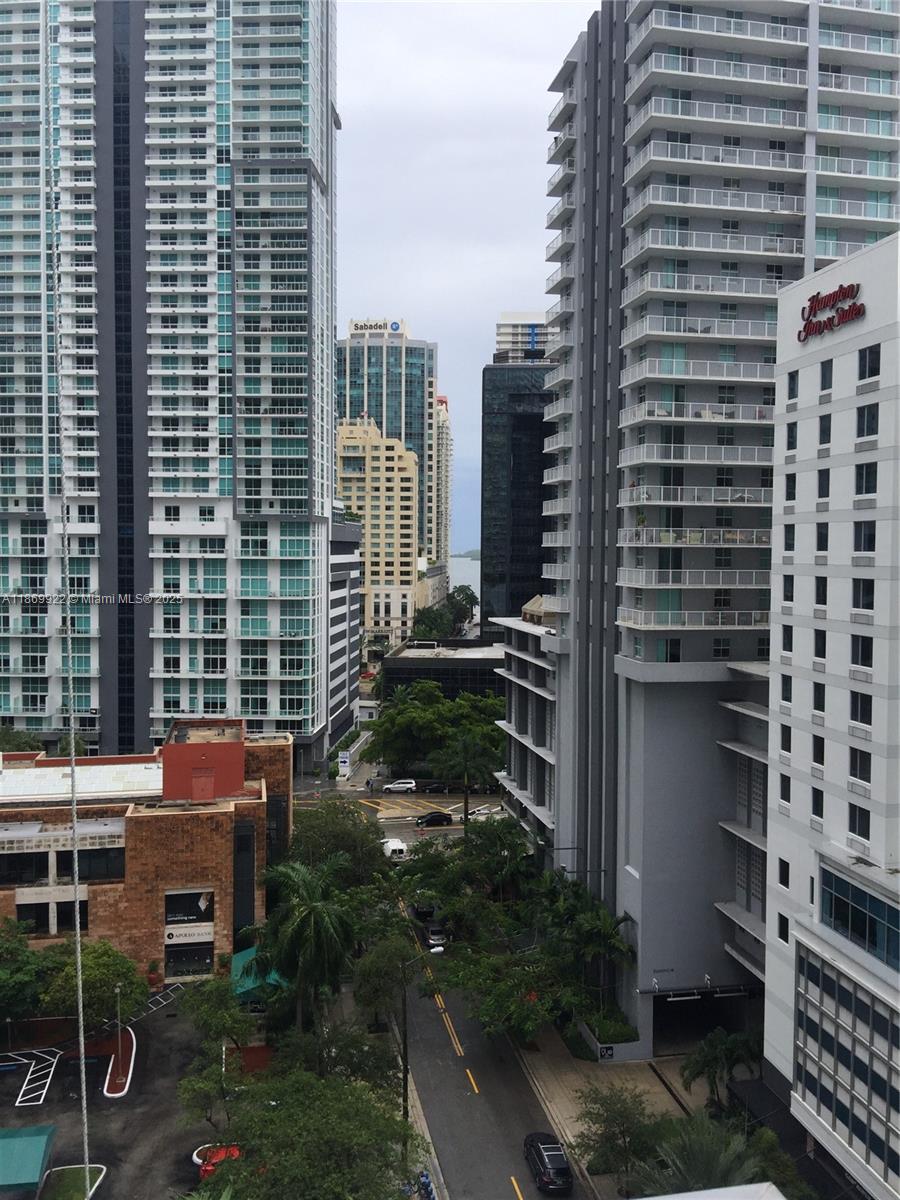 79 SW 12th St Unit: 1406-S