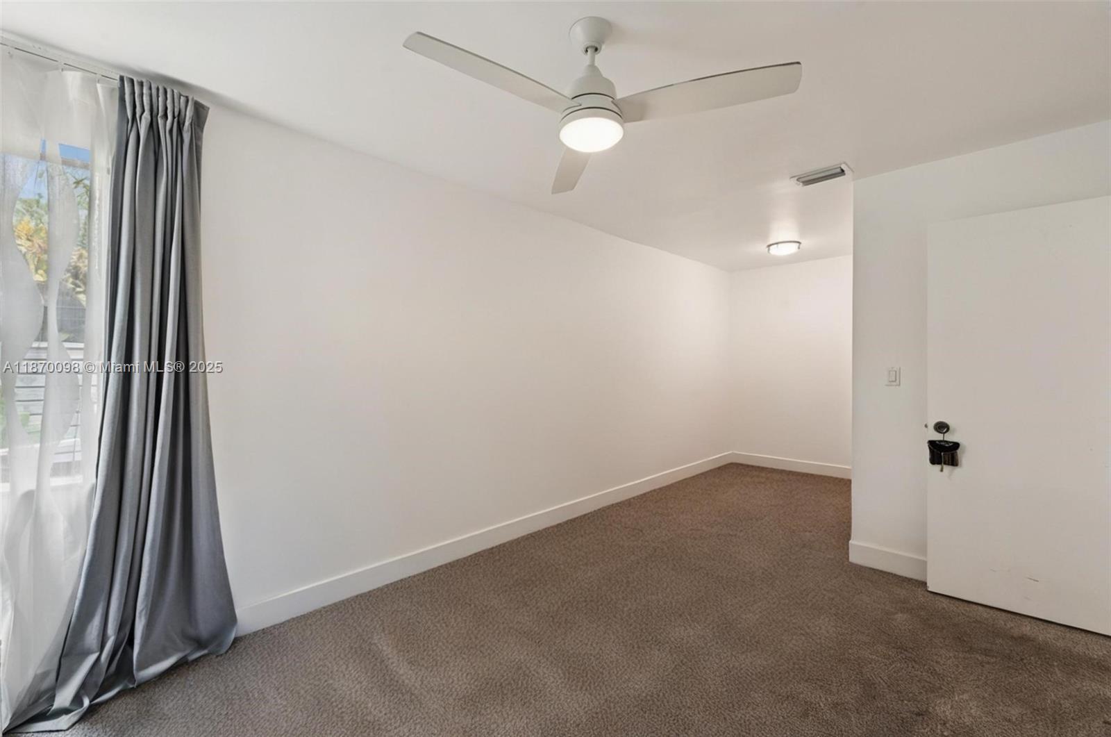 4314 Acacia Cir