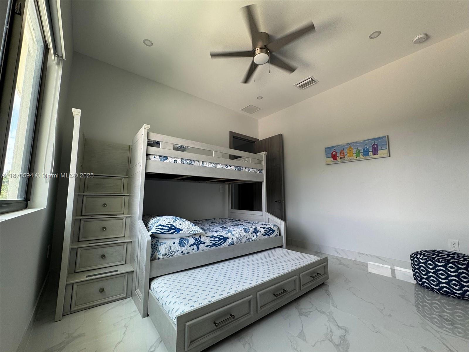 305 Loeb Ave # 1
