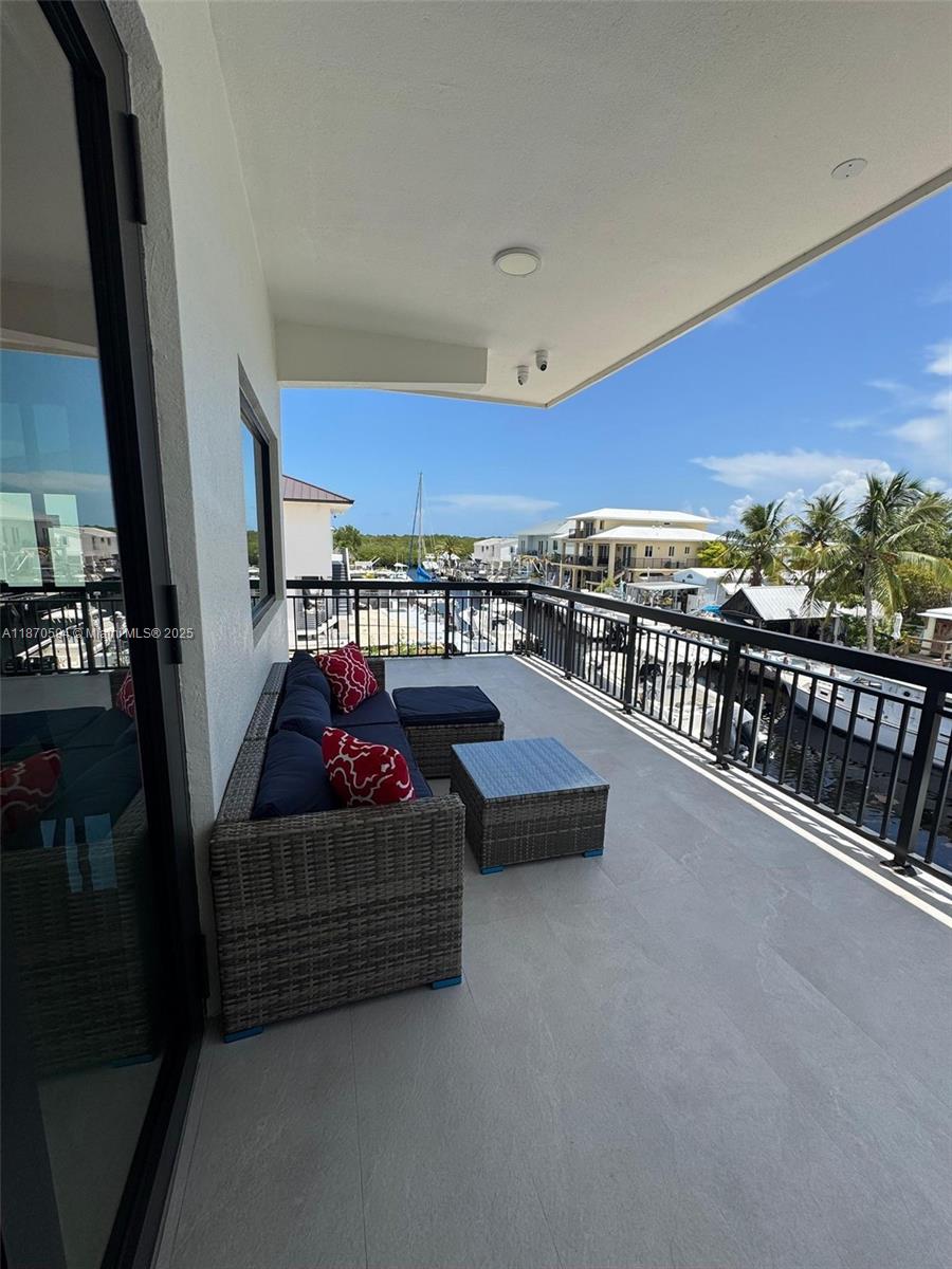 305 Loeb Ave # 1