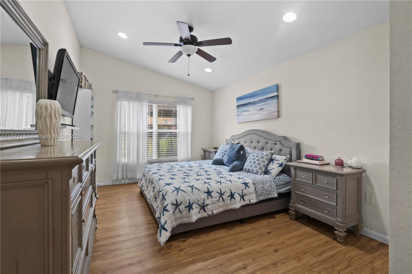 1912 SE 14th St, Homestead