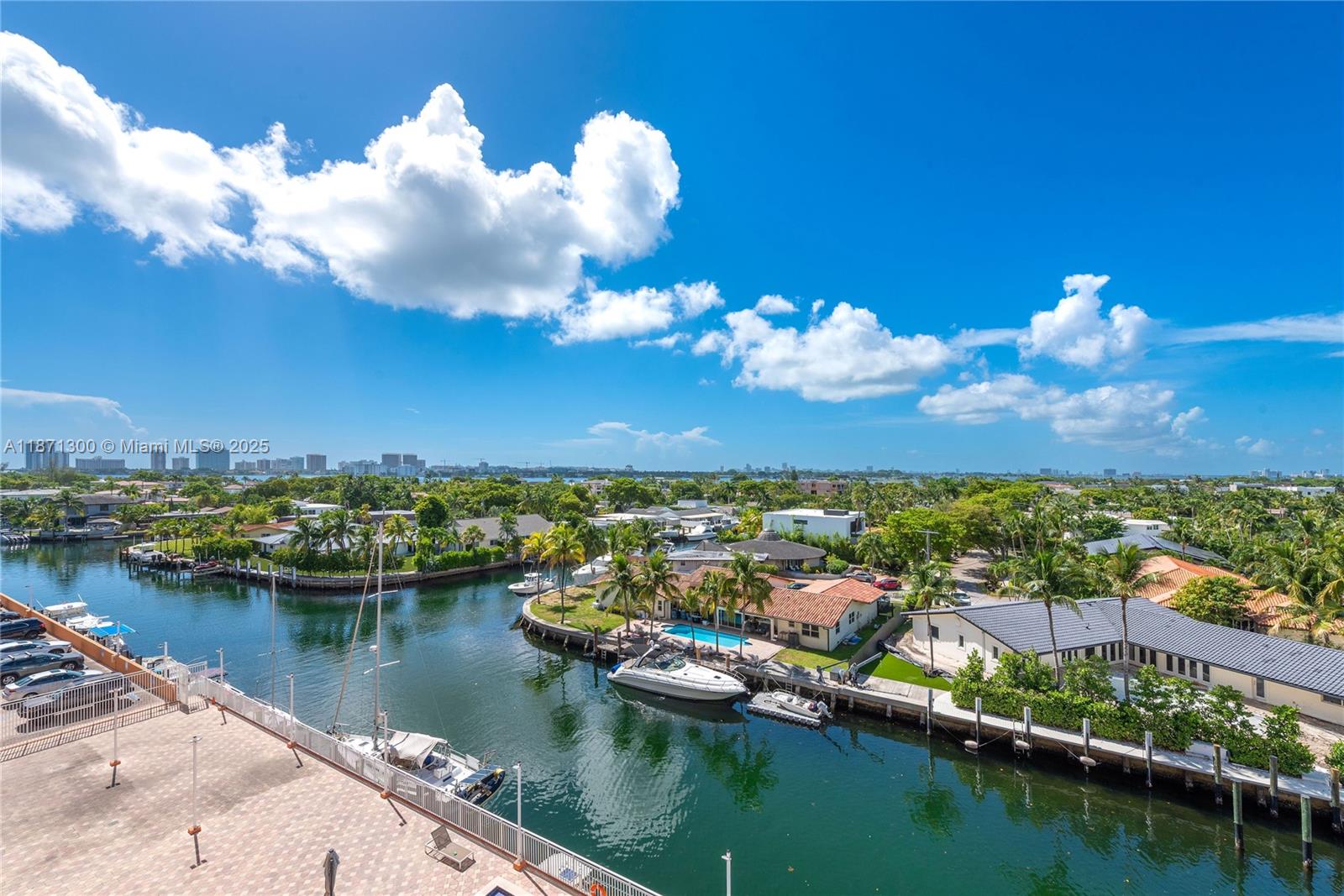 2450 NE 135th St # 607, North Miami Unit: 607