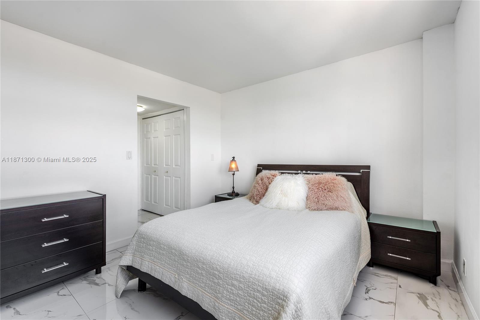 2450 NE 135th St # 607, North Miami Unit: 607