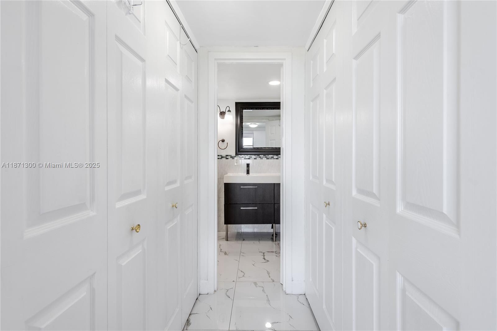 2450 NE 135th St # 607, North Miami Unit: 607