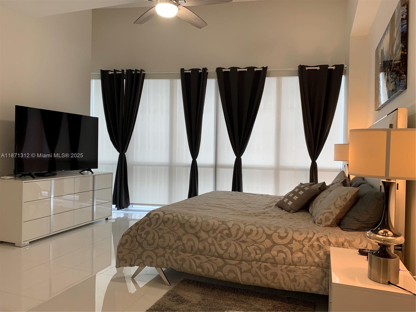 851 NE 1 Ave # 502