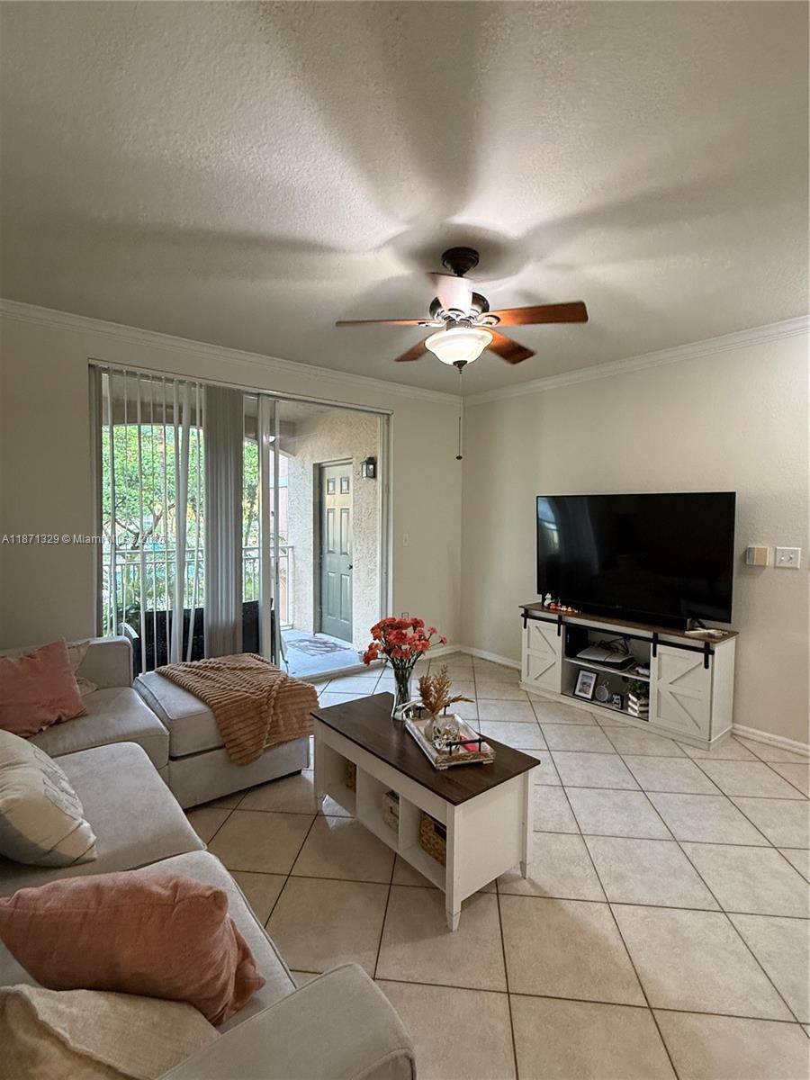 6466 Emerald Dunes Dr # 206