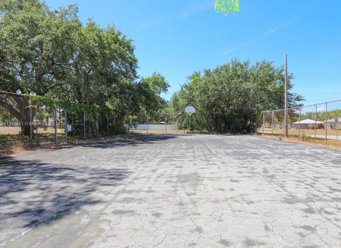 250 SW Homeland Rd, Port St. Lucie